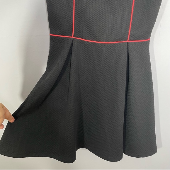 KARDASHIAN KOLLECTION Box Pleat Cutout A-Line Dress with Neon Trim - Sz. Medium - Picture 5 of 10